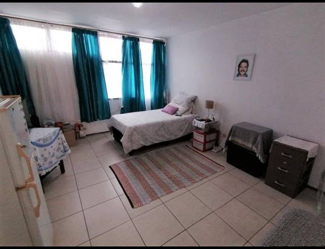 BEDROOM FLAT SOLD IN PARADISE VALLEY